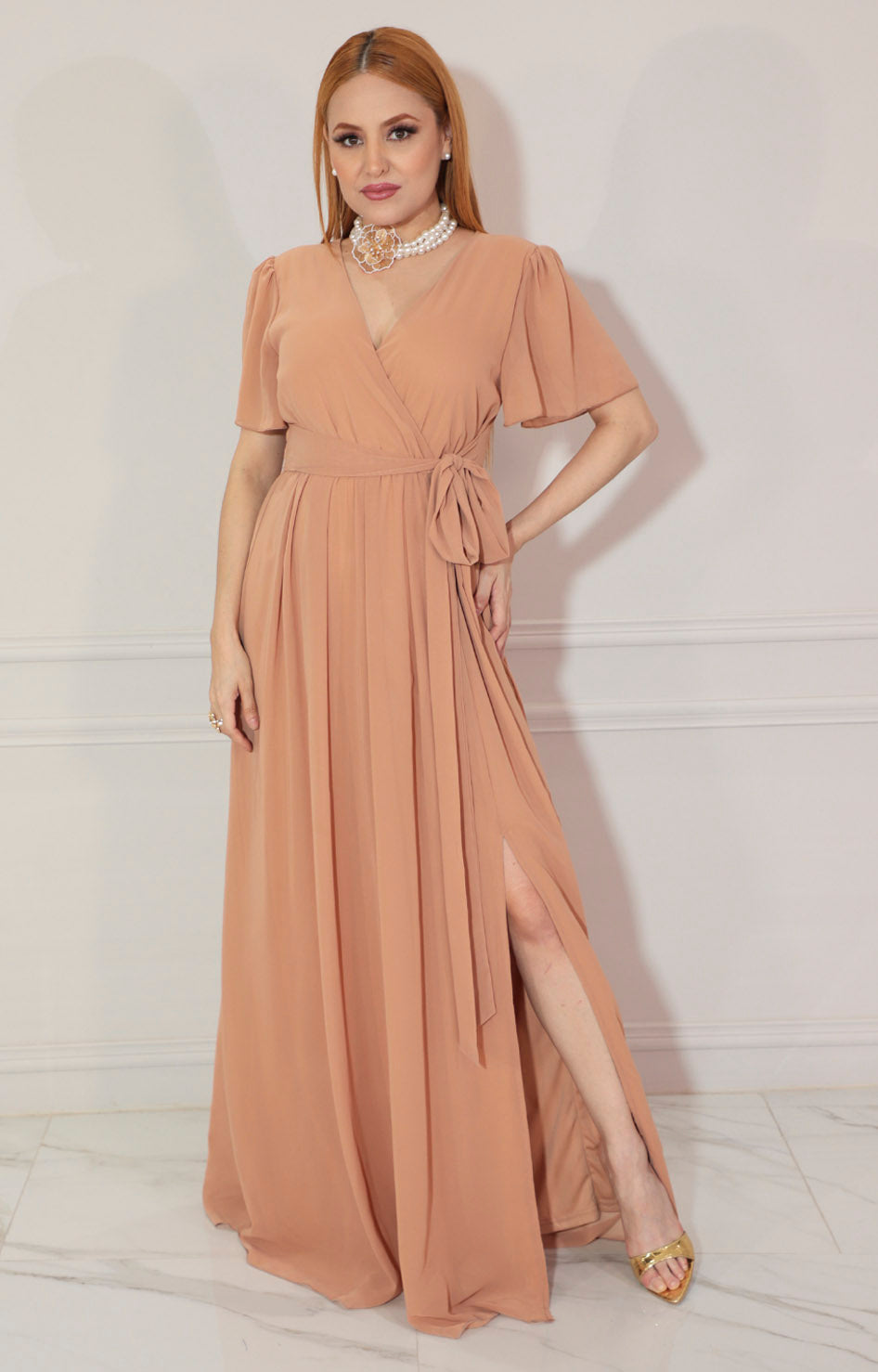 Vestido beige cuello V - VESTIDO Boutiquemirel 