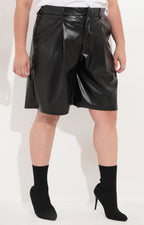 Short negro de vinipiel - SHORT Boutiquemirel 