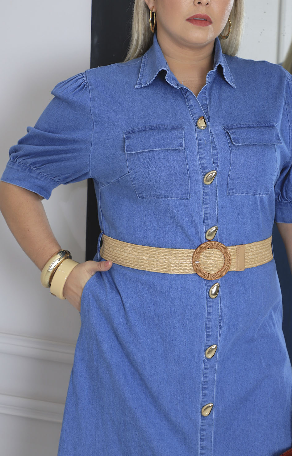 Vestido denim con cinturón