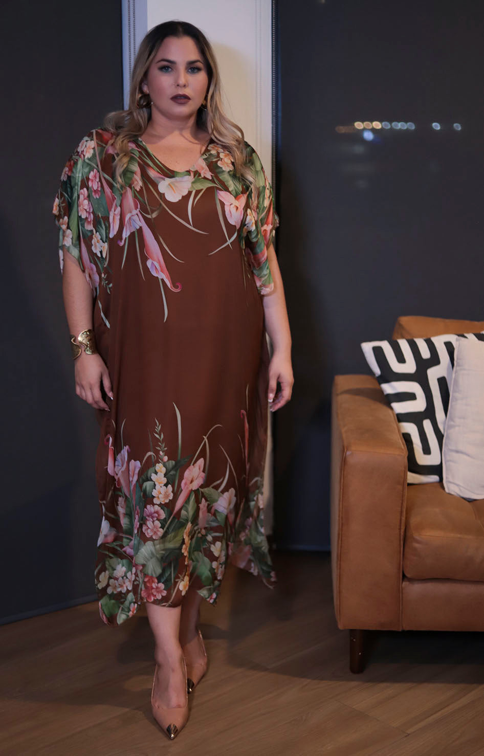 Vestido café con flores - VESTIDO Boutiquemirel 