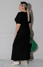 Vestido negro con hebilla