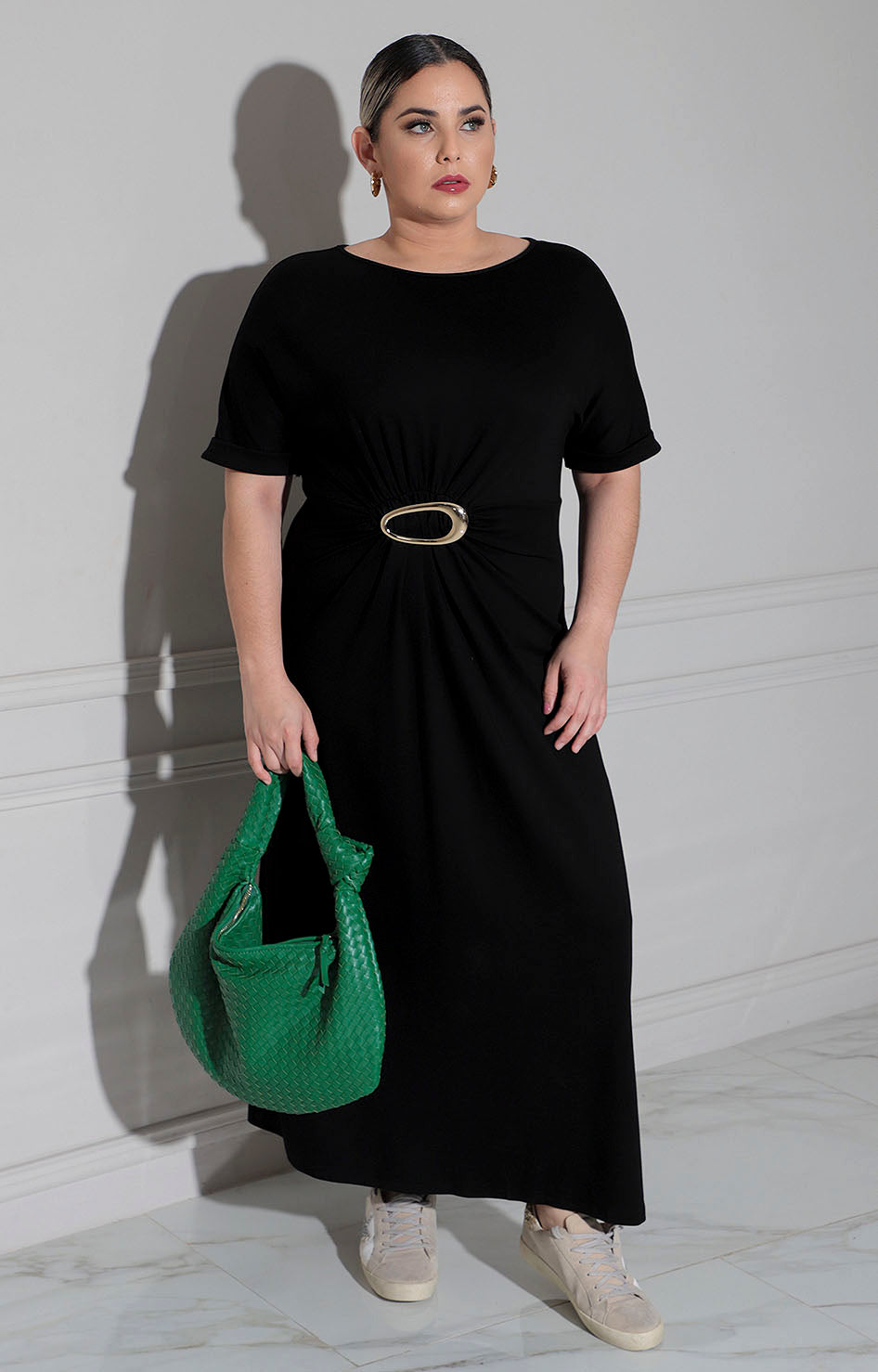 Vestido negro con hebilla frontal - VESTIDO CORTO CURVY Boutiquemirel 