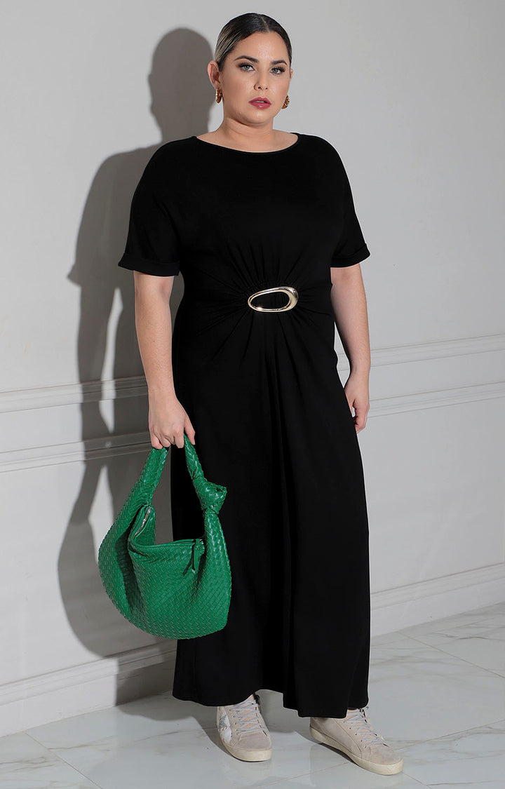 Vestido negro con hebilla frontal - VESTIDO CORTO CURVY Boutiquemirel 
