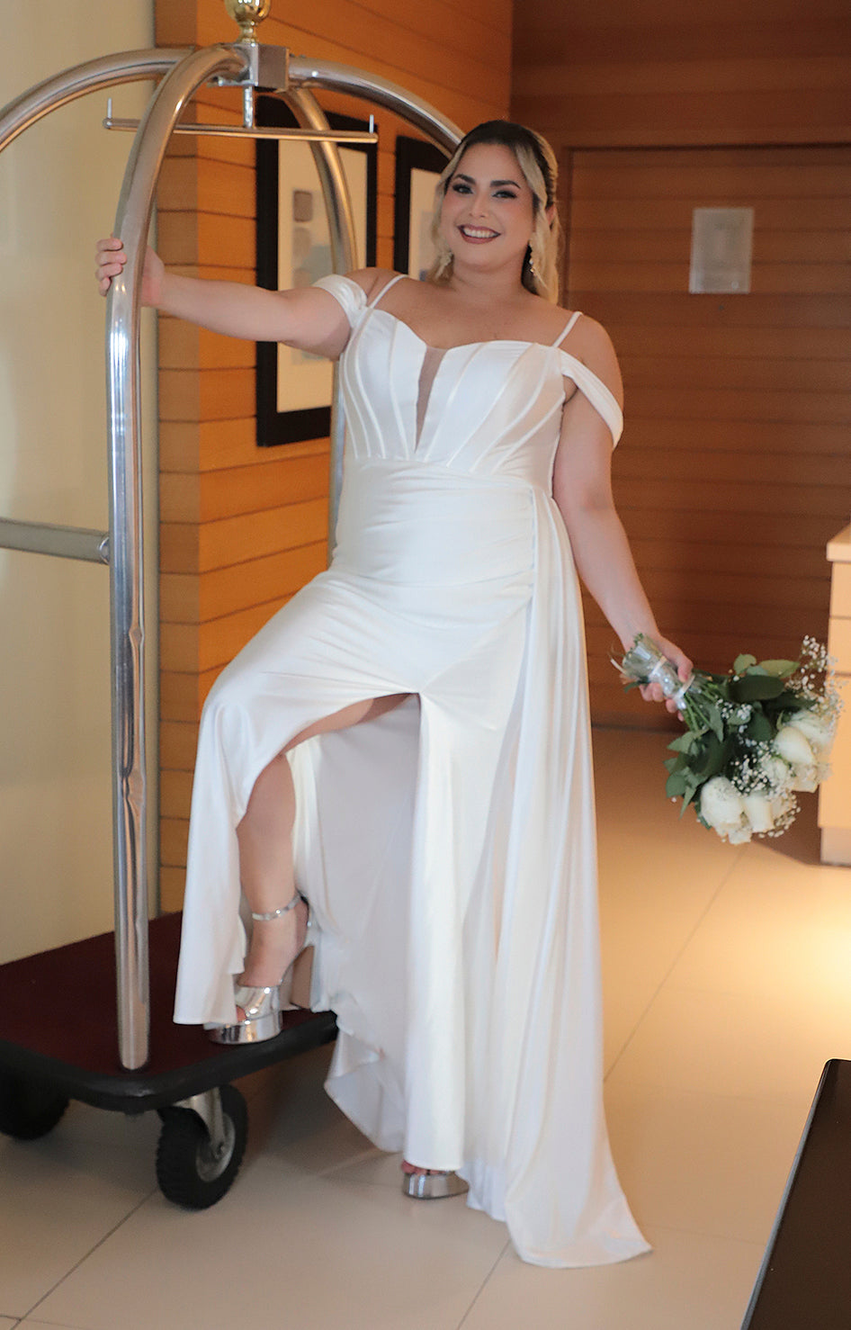 Vestido blanco de novia - VESTIDO CURVY Boutiquemirel 