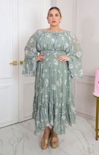 Vestido verde con hombros descubiertos