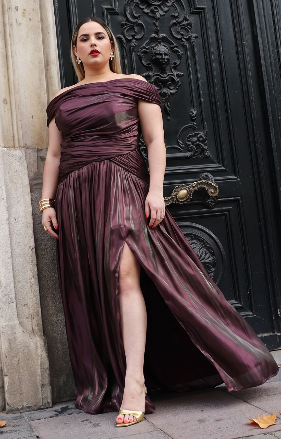 Vestido vino drapeado satinado
