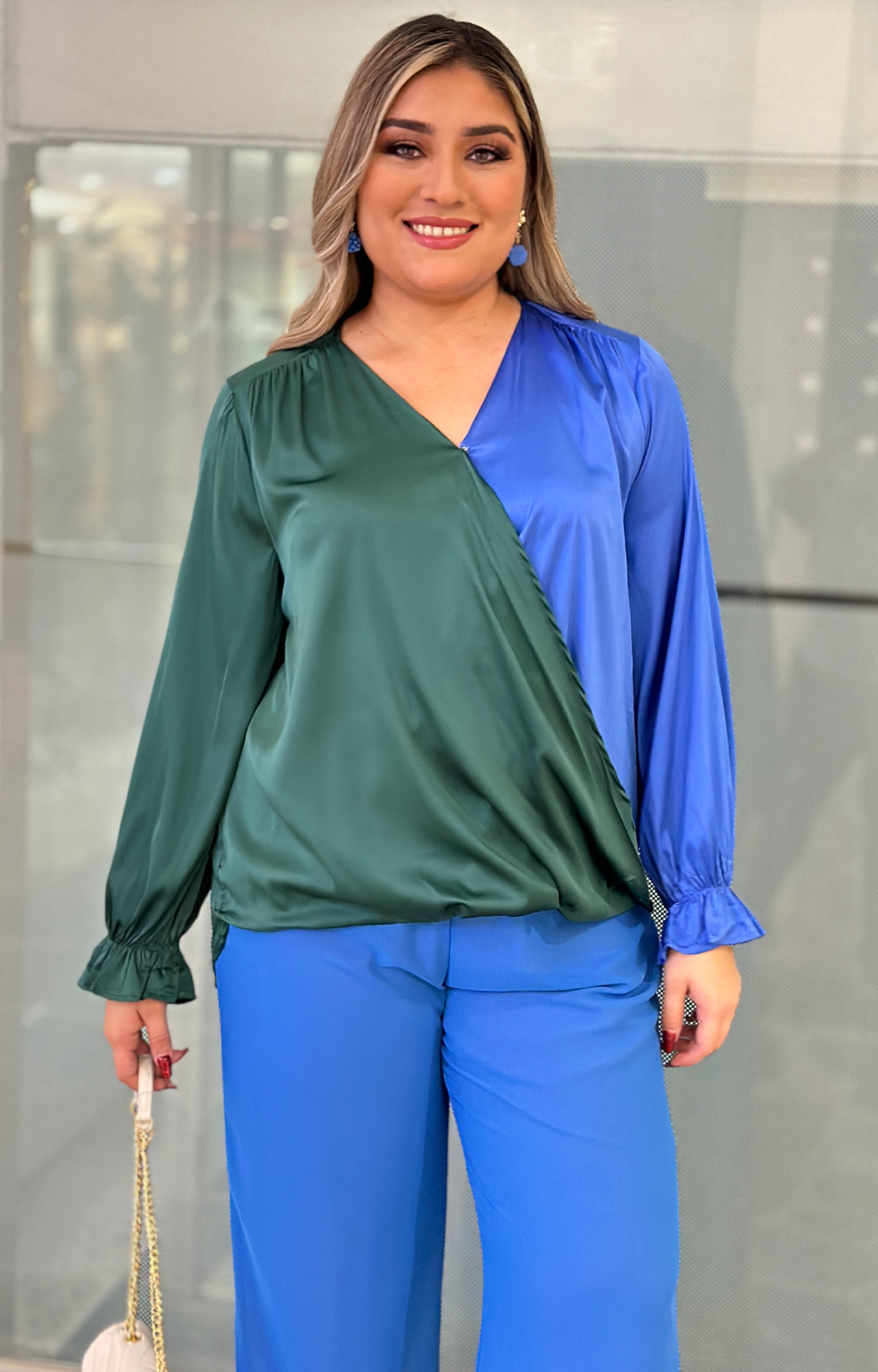 Blusa verde y azul satinada - Boutiquemirel