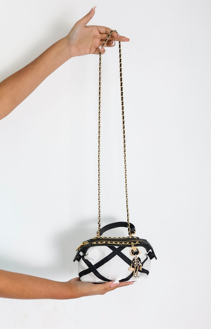 Mini bolso blanco con muñeco - Boutiquemirel